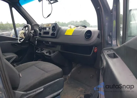 2019 Mercedes-Benz Sprinter 2500 Standard Roof V6 from USA, damaged, VIN WD4PF0CD7KT004016